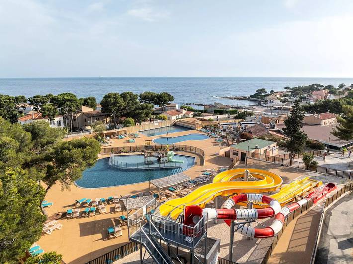 Camping pour 6 personnes, avec terrasse et piscine dans les Bouches-du-Rhône - 2