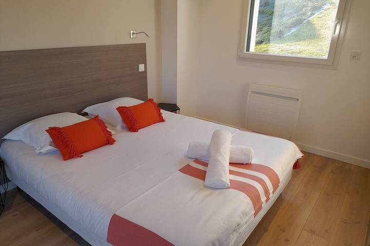 Appartement entier, Appartement Thiou avec tres jolie vue in Sévrier, Parc naturel régional du Massif des Bauges