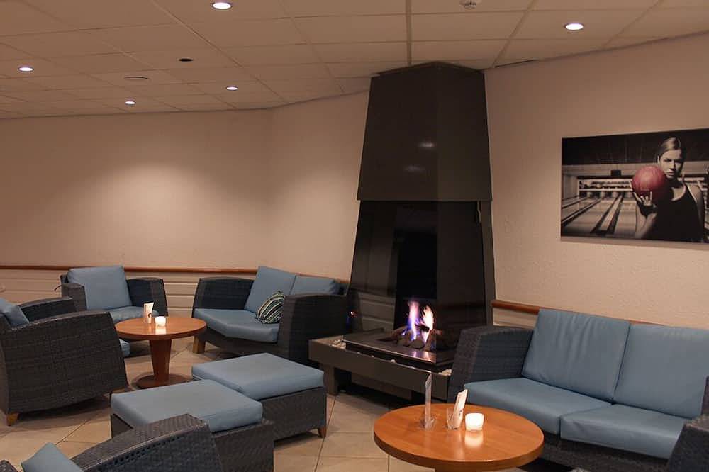 Ensuring a Very Comfortable & Memorable Stay! Indoor Pool, Free Parking! in Zutphen, IJssel