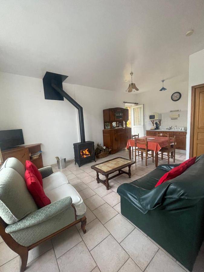 Two-Bedroom House in Chuffilly-Roche, Ardennes