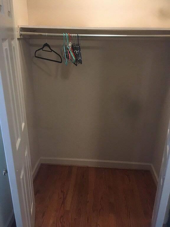 Brick Ground Floor Suite, 12 min to Liberty Univ. in Lynchburg, Virginia