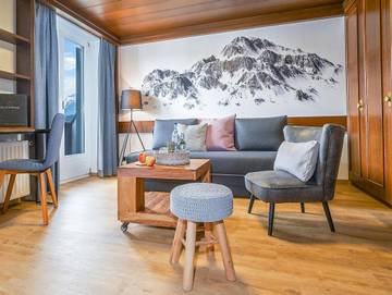 Hotel für 4 Personen in Seefeld in Tirol, Innsbruck Land, Bild 1