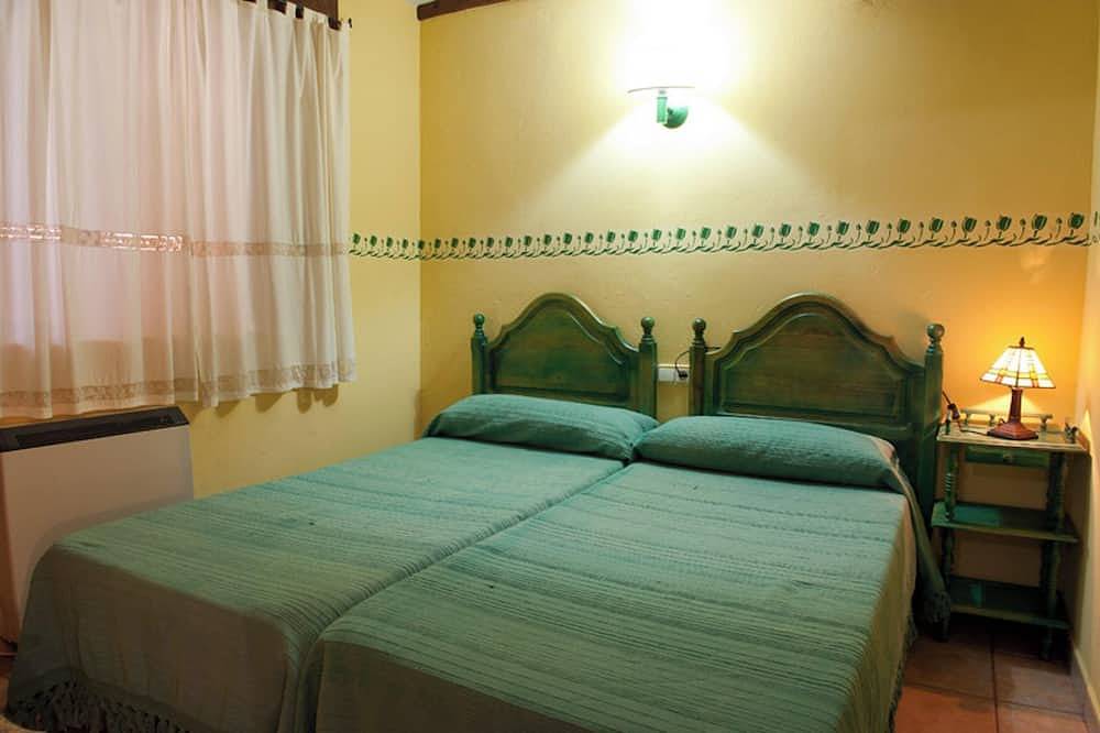Entire apartment, Homerez - Apt Robledillo de Gata in Robledillo de Gata, Sierra de Gata
