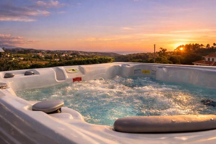 Location de vacances pour 8 personnes, avec vue ainsi que piscine et jardin, animaux acceptés à Mafra - 3