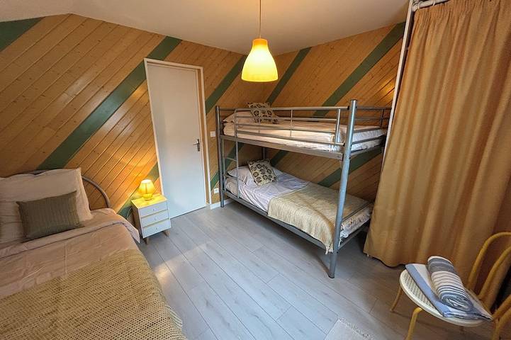 Domme Gite with pool sleeps 8 in Domme, Périgord Noir