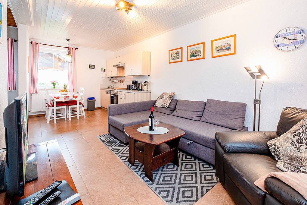 Ganze Ferienwohnung, Dat Fischlandhus, Fewo B in Neuhaus (Dierhagen), Dierhagen