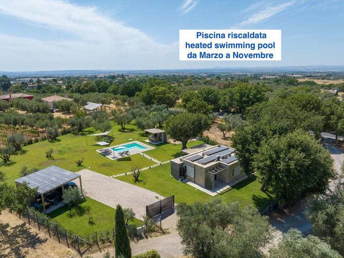 Villa per 4 persone, con Terrazza e Giardino nonché Piscina e Panorama a Viterbo