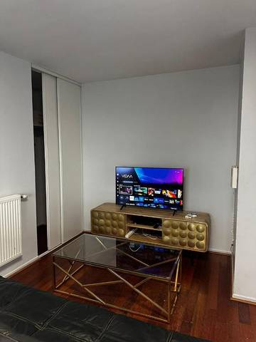 Gîte pour 4 personnes, avec balcon dans La Plaine Saint-Denis