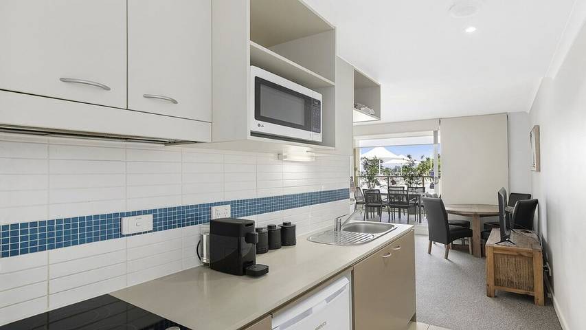 Ferienhaus für 4 Personen, mit Pool und Balkon - 1