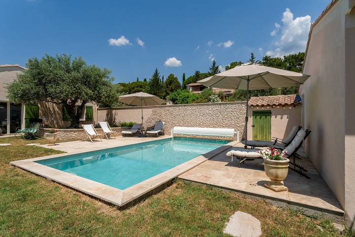 Vakantiehuis 'Lou Cigaloun' met privézwembad, wifi en airconditioning in Bédoin, Parc naturel régional du Mont-Ventoux