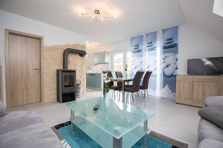 Ferienwohnung für 4 Personen, mit Terrasse und Garten sowie Seeblick an der Müritz - 3