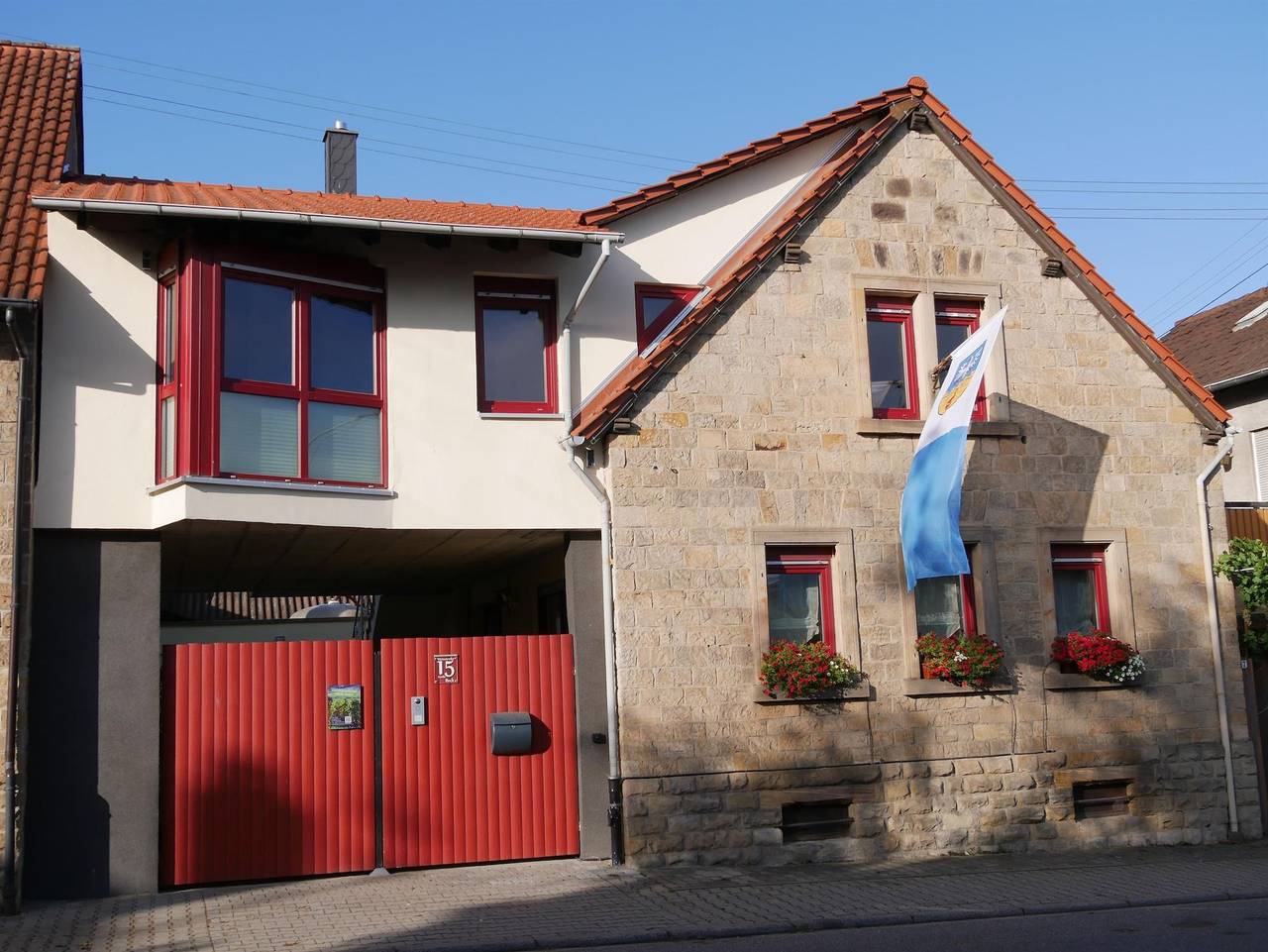 Ganze Ferienwohnung, Haus Vinea - Ferienwohnung - Appartement/Fewo, Dusche, Wc, Nichtraucher in Kallstadt, Pfälzer Rheinebene