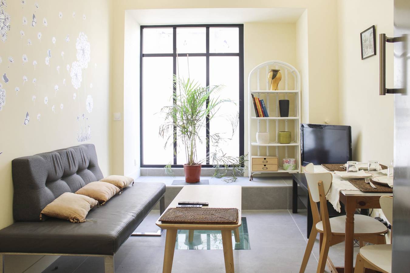Apartamento entero, 40m² studio with sleeping area & Wifi in Asnières-sur-Seine, Altos del Sena