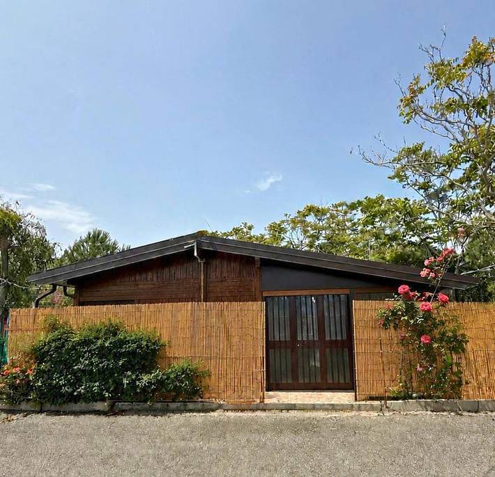 Location de vacances pour 4 personnes, avec vue ainsi que terrasse et jardin, animaux acceptés à Rocca Imperiale - 2