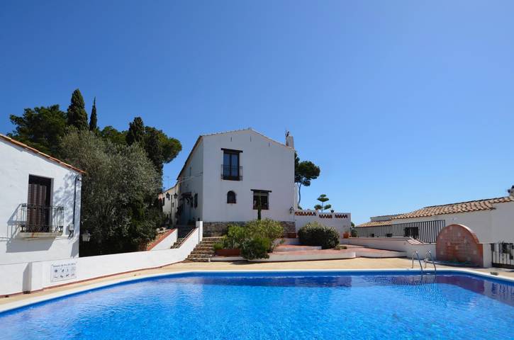 Casa rural para 8 personas, con terraza y piscina además de jardín y vistas al mar en Provincia de Gerona - 4