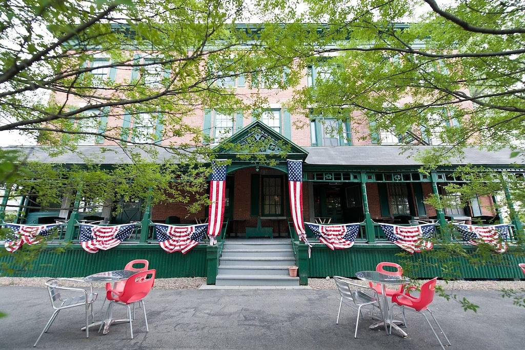National Historic Landmark Inn in Cayuga Lake