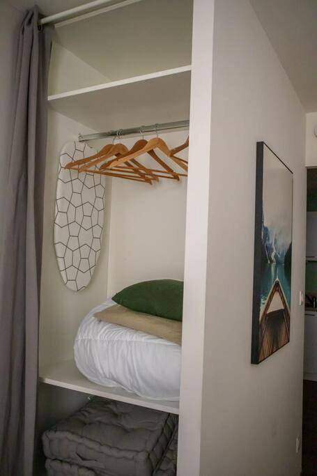 Appartement entier, One-Bedroom Apartment in Meysse, Privas (arrondissement)
