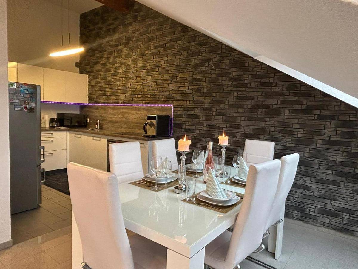 Ganze Wohnung, A&D Ferienwohnung Elsasser Blick - Bühlertal bei Bühl, Baden-Baden & Schwarzwald in Bühlertal, Mittlerer Schwarzwald