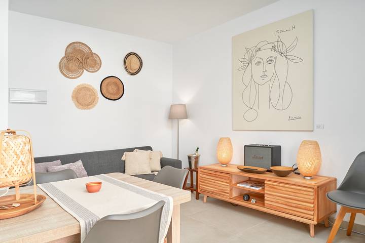 Ganze Wohnung, Ferienwohnung 'Mit Meerblick In Burriana' mit Meerblick, Wlan und Klimaanlage in Playa de Burriana, Nerja