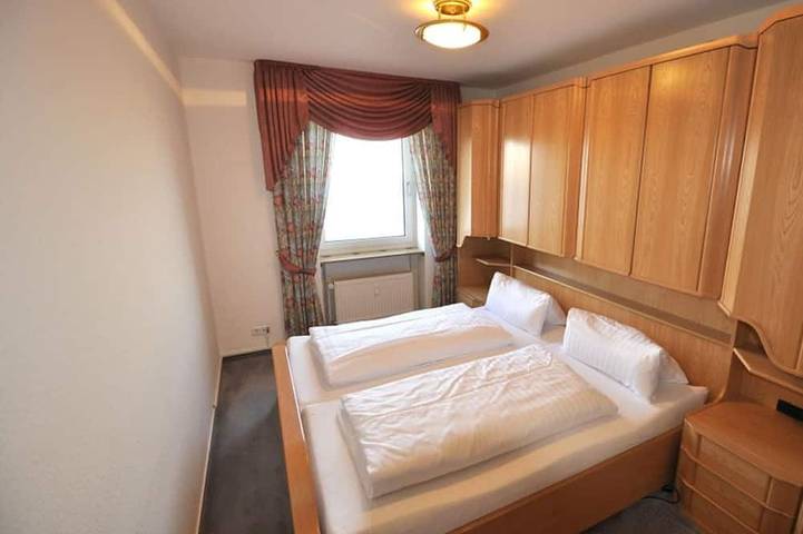 Ferienwohnung für 4 Personen, mit Balkon am Jadebusen - 2