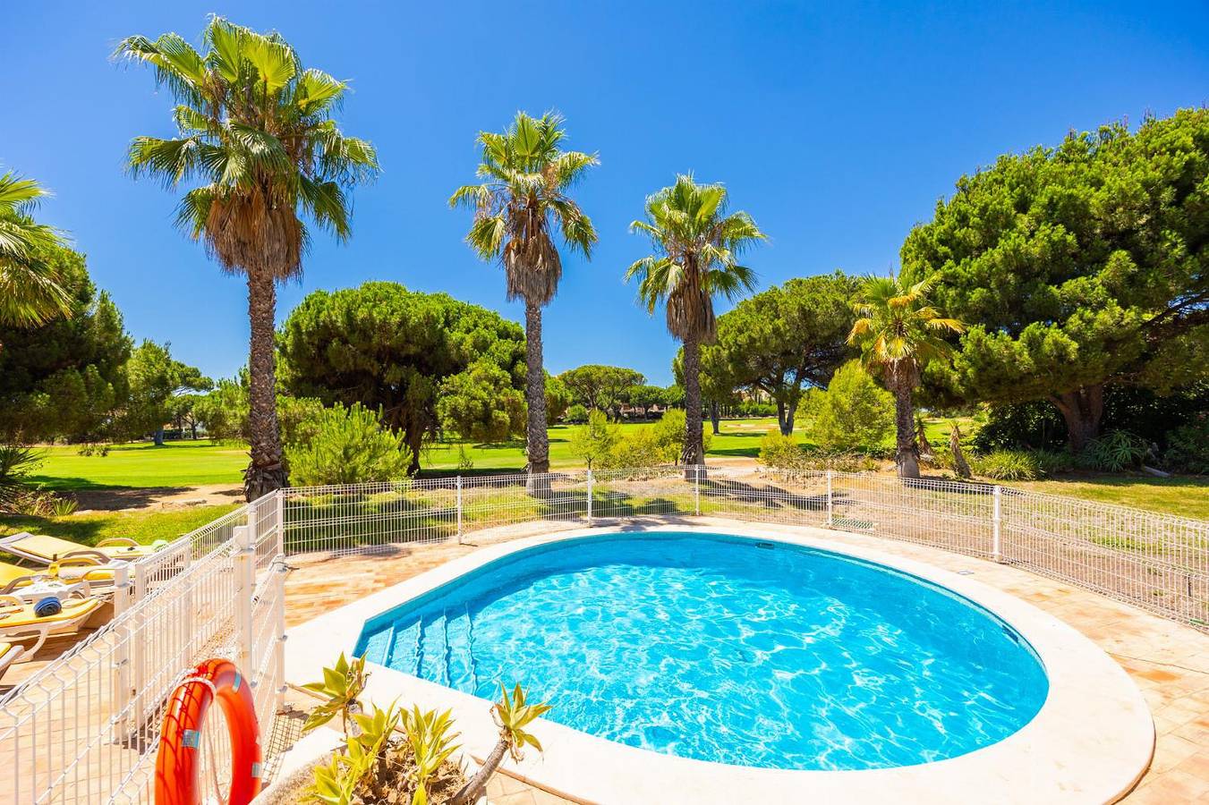 Villa per 9 persone con terrazza in Quarteira, Distretto di Faro