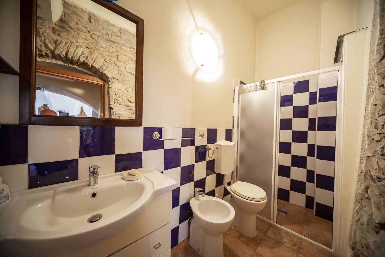 Ganze Ferienwohnung, Ferienwohnung für 3 Personen in Cipressa, Riviera di Ponente