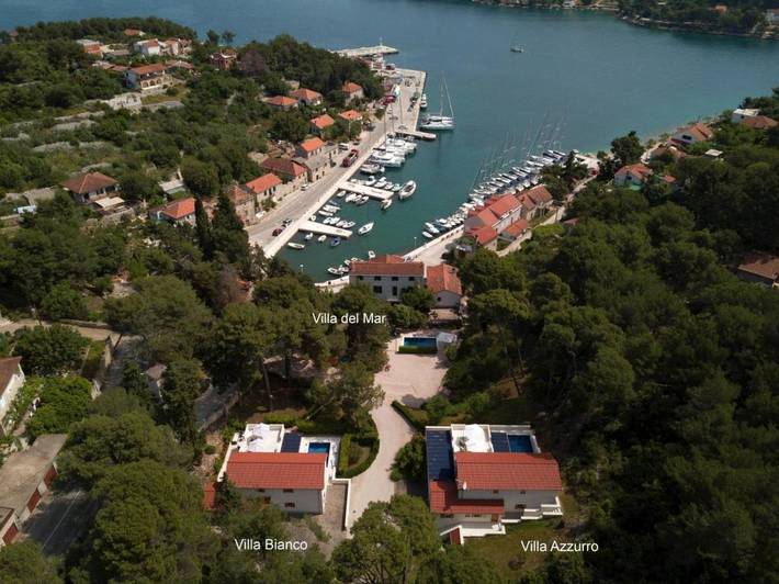 Villa pour 10 personnes, avec Balcon et Terrasse ainsi que Jardin et Piscine dans Šolta - 3