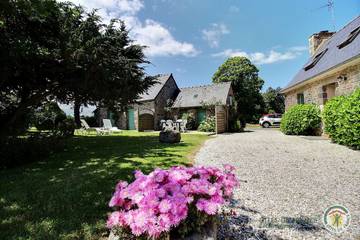 Maison De Vacances pour 4 Personnes dans Ploumilliau, Région de Lannion, Photo 1