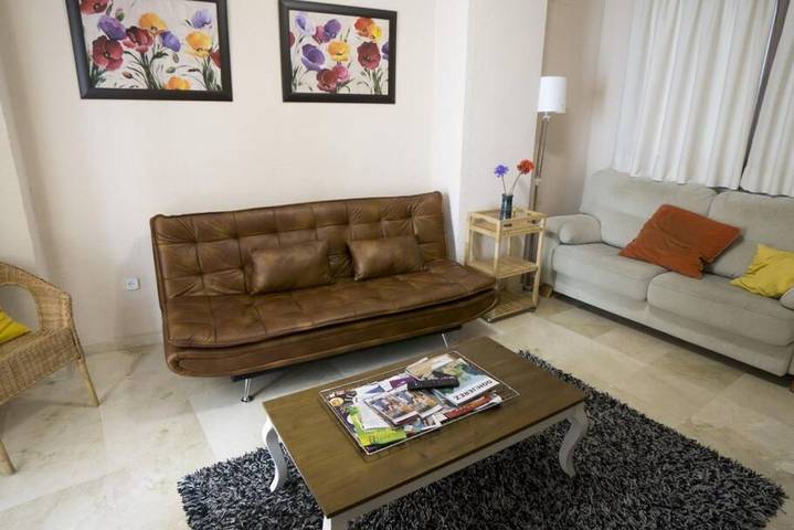 Apartamento entero, Rentalsevilla Apartamento en Santa Cruz - Parking in Casco Antiguo, Sevilla
