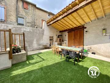 Gîte pour 8 personnes, avec jardin, animaux acceptés à Alzonne