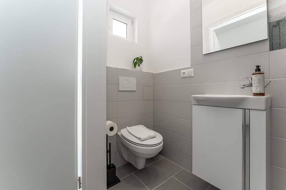 Ganze Wohnung, Lit Living: Luxus | Box Spring | Kitchen | Parking in Altenstadt, Wetterau