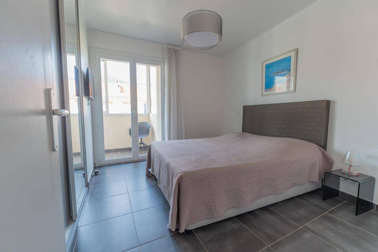 Appartement entier, Two-Bedroom Apartment in Ajaccio, Golfe D'Ajaccio