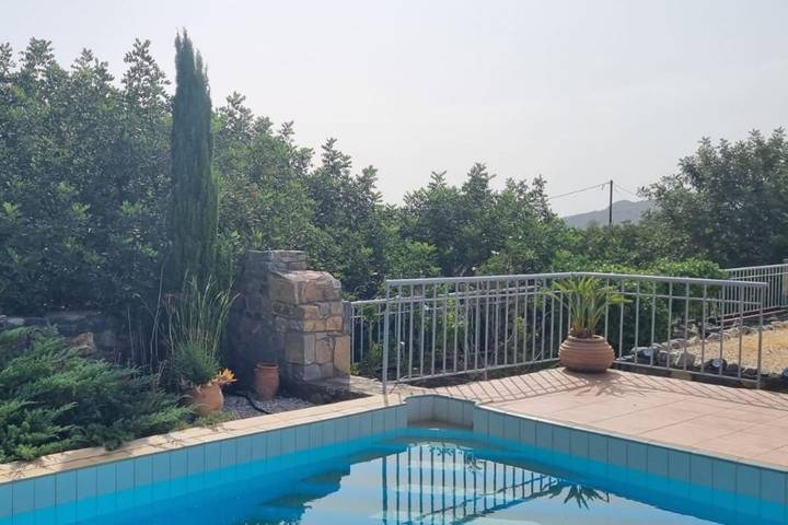 Holiday rental for 4 people, with ocean view and pool as well as garden in Agios Nikolaos