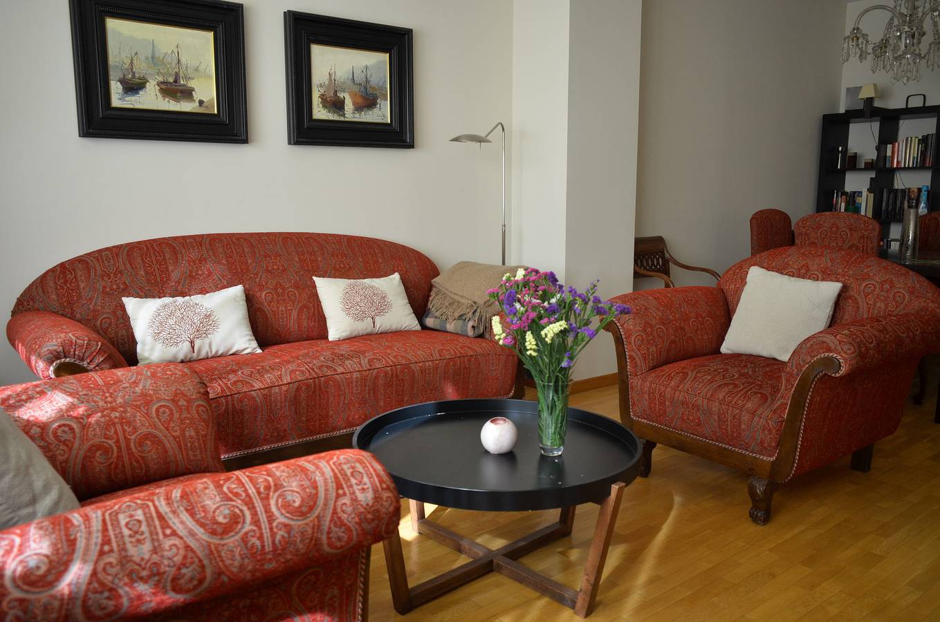 Apartamento inteiro, Apartamento 'Central, Espaçoso com Estacionamento' com Wi-Fi e Ar Condicionado in Beiro, Granada