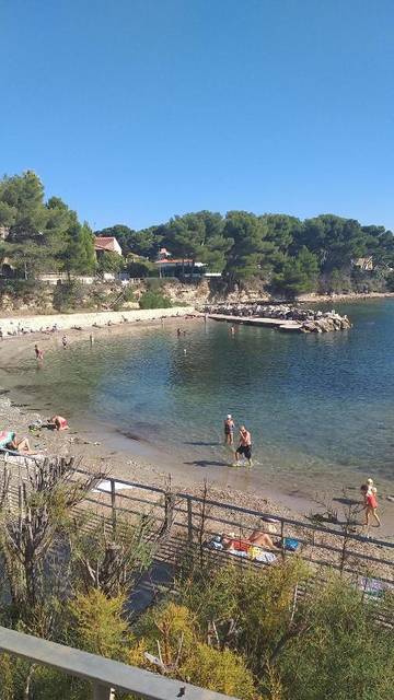 Gîte pour 5 personnes, avec vue dans Calanque de Cap Rousset