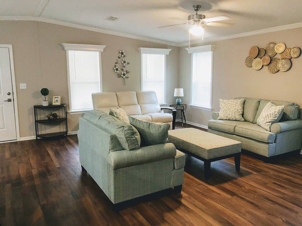 Yes! Westside Home Away From Home-Relax in Privacy-Best Shower Ever & Gas Grill in Jacksonville, Duval County