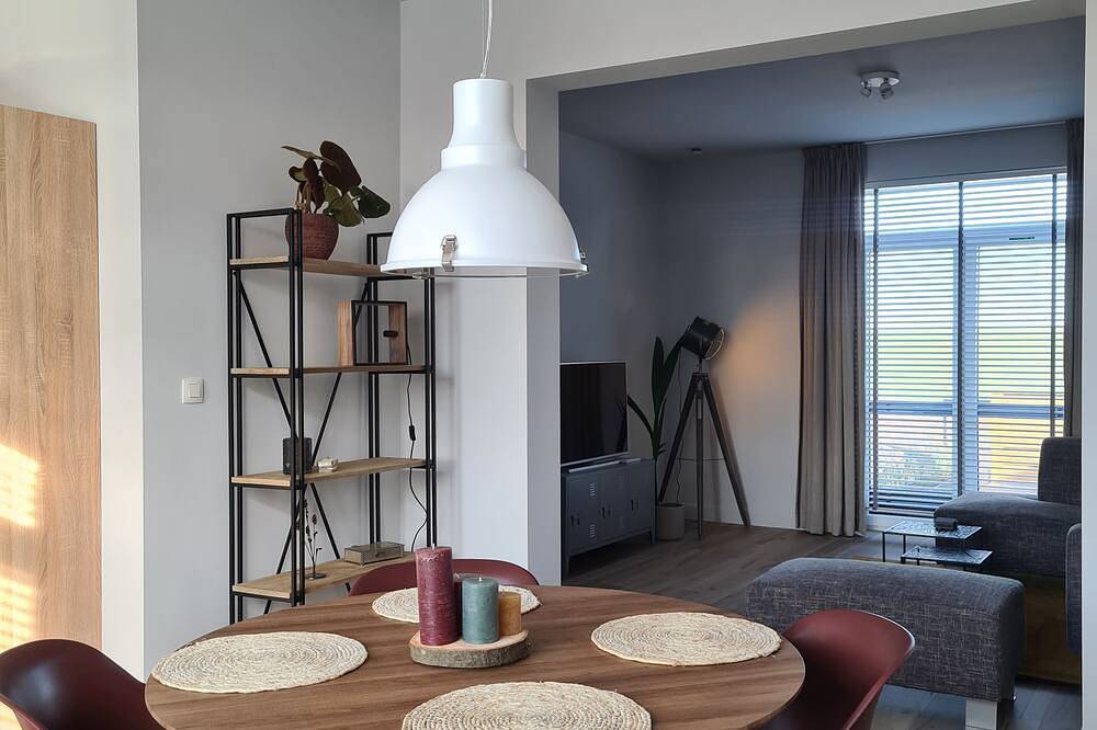 Geheel appartement, Nice 2-bedroom apartment nearby Maastricht in Riemst, Belgisch-Limburg