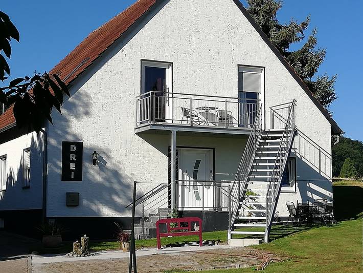 Ferienwohnung für 6 Personen, mit Balkon und Terrasse sowie Garten in Preußisch Oldendorf