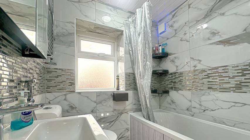 4br-7guests-freeparking-garden-nearmanchester in Stockport, Grand Manchester
