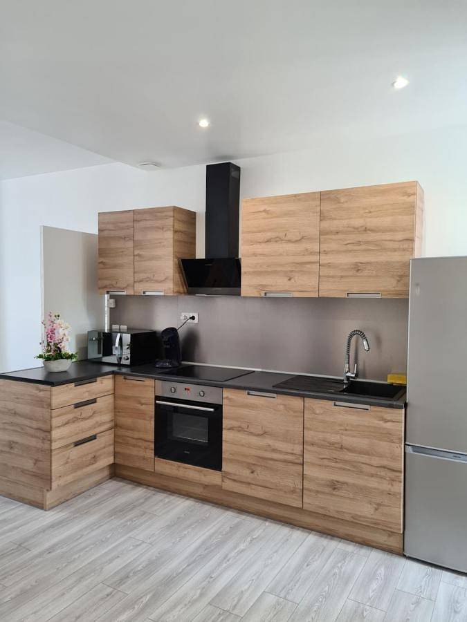 Appartement entier, Two-Bedroom Apartment in Vierzon, Région de Vierzon