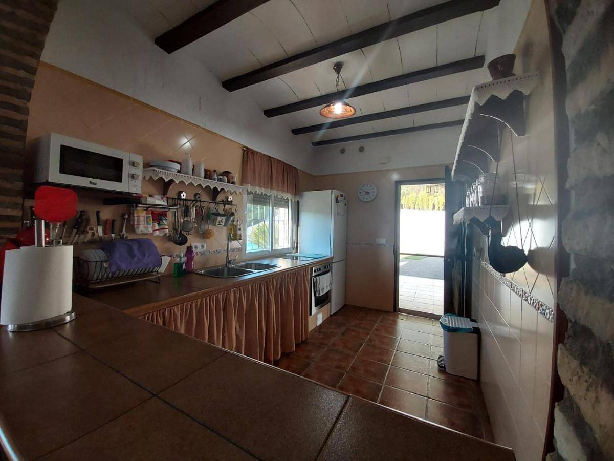 Three-Bedroom House in Guillena, Sierra Morena