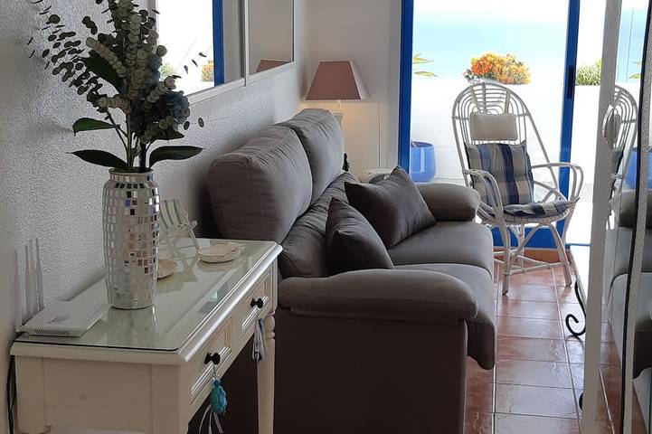 Apartamento entero, Apartamento Excelente / 2 Dormitorios / 2Wc / 2 SdeB / AC / Piscina / Vista Al Mar Y Castillo in Peñíscola, Costa del Azahar
