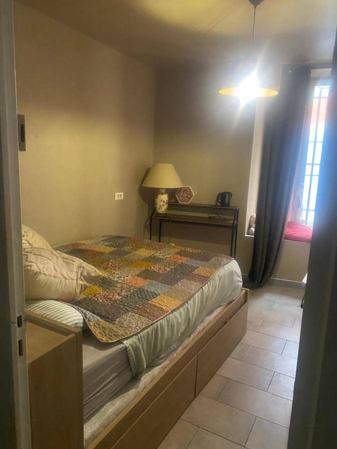 Double Room with Private Bathroom in Martigues, Côte méditerranéenne (France)