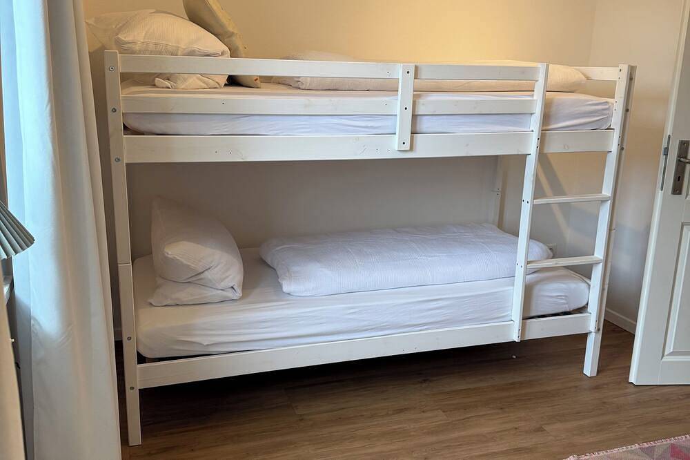 Ganze Wohnung, 100m² Ferienwohnung Villa 19hundert5 modern und zentrale Lage in Lindenberg im Allgäu, Bayerisch Schwaben