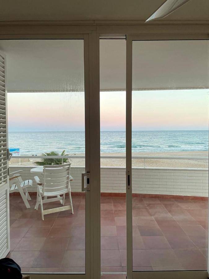 Apartamento para 13 personas, con Balcón además de Terraza y Vistas en Altafulla