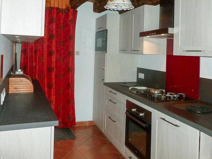 Location de vacances pour 6 personnes, avec terrasse, animaux acceptés dans Chastel-Nouvel - 4