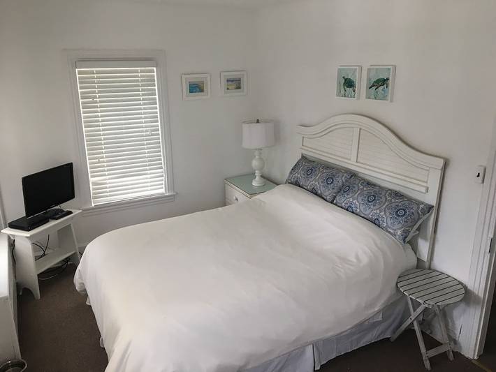 Vacation rental for 8 people, with yard and balcony in Ocean Grove