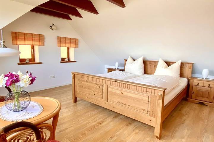 Ferienhaus für 2 Personen, mit Terrasse und Garten in Greetsiel - 4