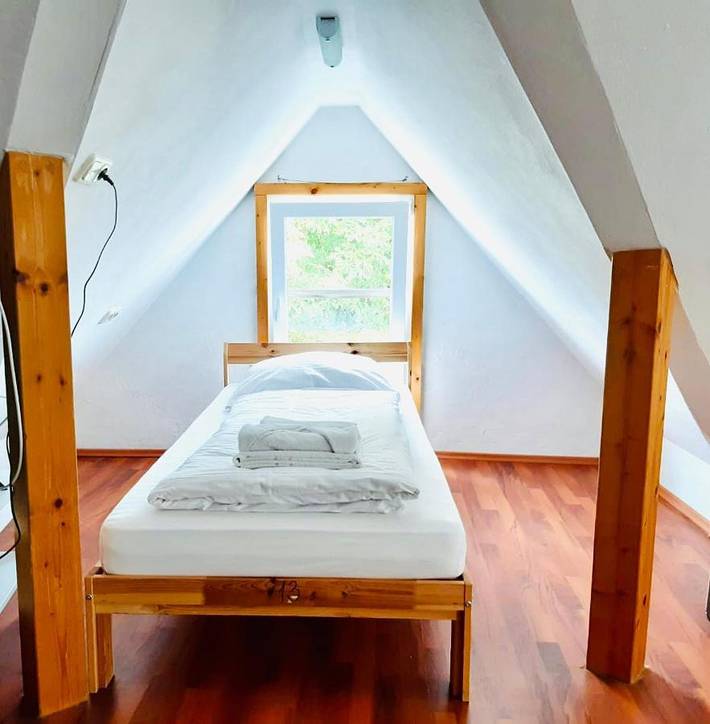 Ferienwohnung für 3 Personen, mit Garten
