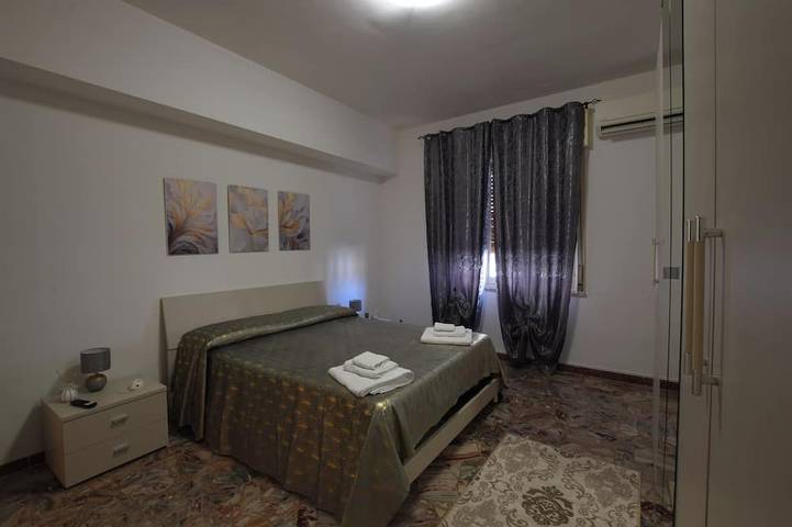 Appartamento intero, B&b sul corso, Reggio Calabria in Reggio di Calabria, Provincia di Reggio Calabria
